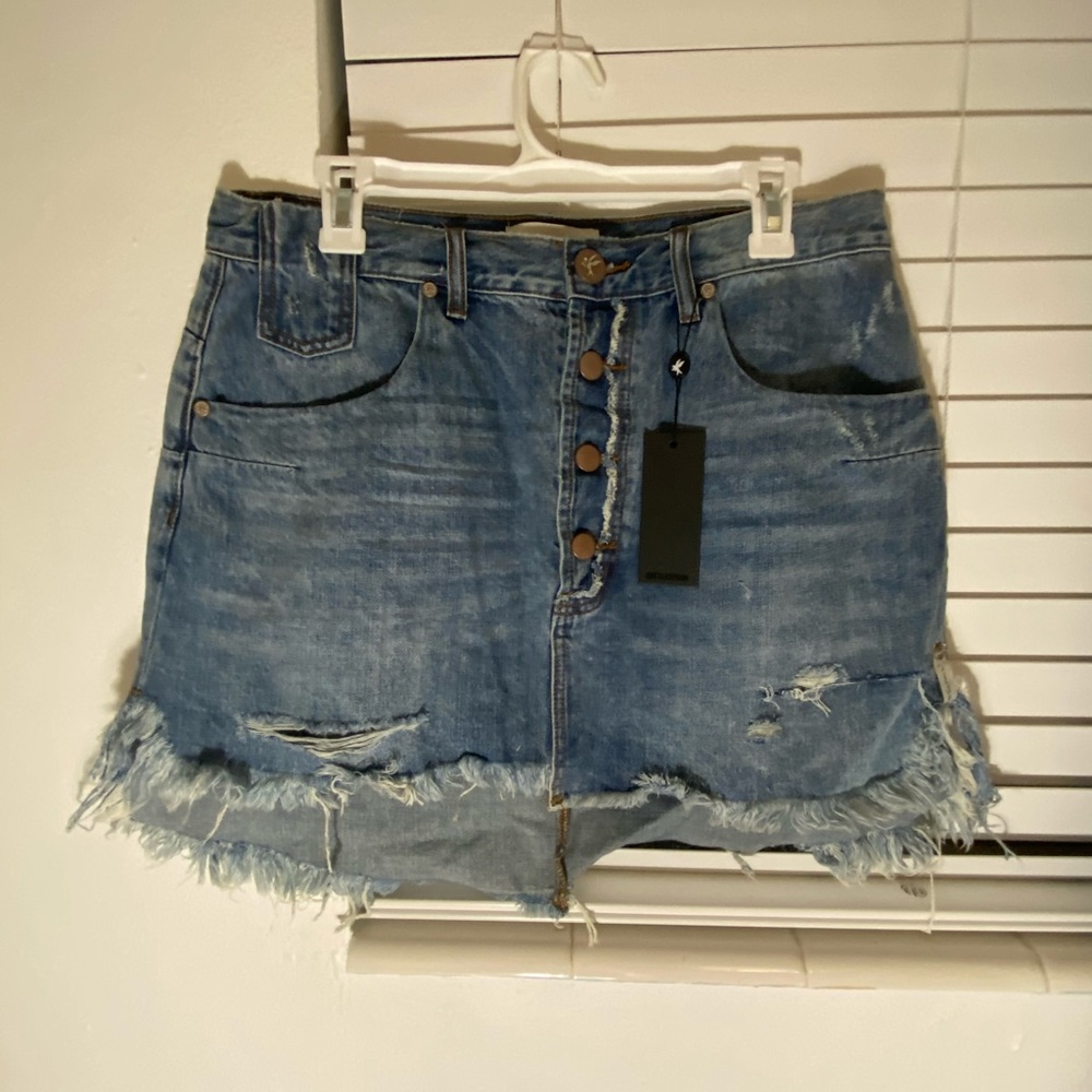 One teaspoon skirt